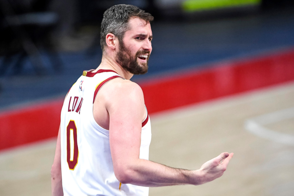  梅斯升班马展现韧性，法甲首胜终结连败颓势